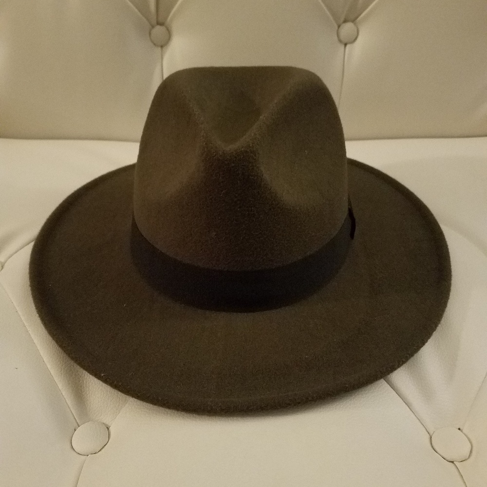 Pork Pie Hat
Green olive
( Mens fashion )